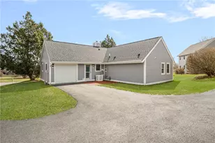 318 Corey Ln, Middletown, RI 02842 - Photo 30