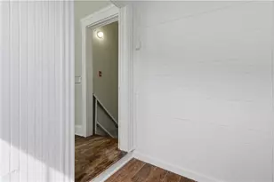 49 Harcourt Ave, Pawtucket, RI 02861 - Photo 18