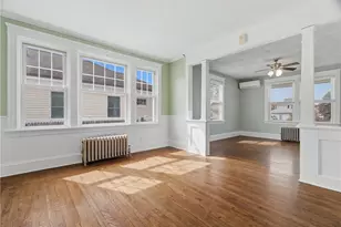 49 Harcourt Ave, Pawtucket, RI 02861 - Photo 12