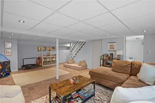 38 Angela Ave, Cranston, RI 02921 - Photo 44