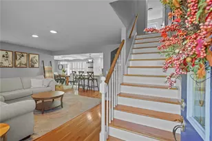 38 Angela Ave, Cranston, RI 02921 - Photo 16