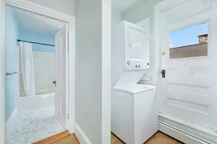 104 Dexter St, Providence, RI 02909 - Photo 10