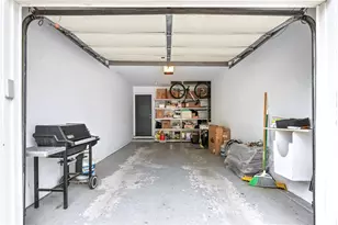 189 Laurel Ave, Providence, RI 02906 - Photo 46