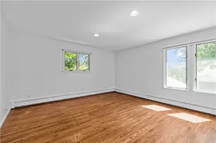 189 Laurel Ave, Providence, RI 02906 - Photo 26