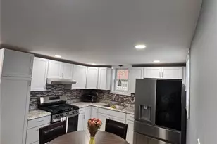 348 Union Ave, Cranston, RI 02909 - Photo 4