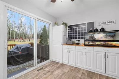 69 Walden Way, Cranston, RI 02921 - Photo 16