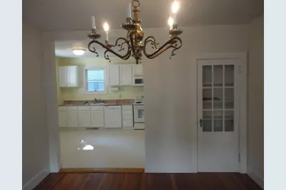 39 E Bowery Street, Newport, RI 02840 - Photo 14