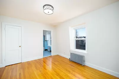 322 Broadway #6, Providence, RI 02909 - Photo 4