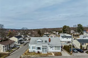 9 Bye St, North Providence, RI 02911 - Photo 4