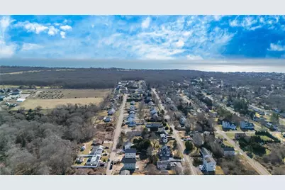 62 Daytona Avenue, Narragansett, RI 02882 - Photo 32