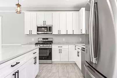 60 Daytona Avenue, Narragansett, RI 02882 - Photo 2