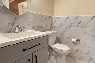 194 Harrison St, Pawtucket, RI 02860 - Photo 4