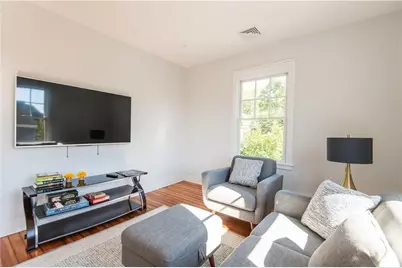 34 Harrison Avenue, Newport, RI 02840 - Photo 8