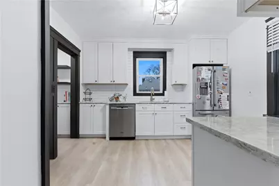 44 Holburn Avenue, Cranston, RI 02910 - Photo 10