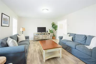 663 Aquidneck Avenue, Middletown, RI 02842 - Photo 4