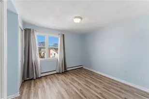 84 N View Ave, Cranston, RI 02920 - Photo 20