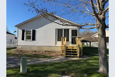 15 Bluebird Street, Tiverton, RI 02878 - Photo 24
