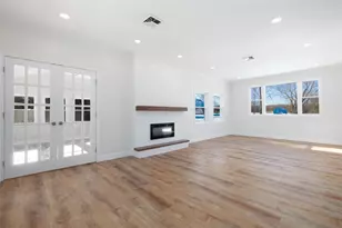 36 Kinnicutt Ave, Warren, RI 02885 - Photo 12