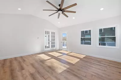 36 Kinnicutt Avenue, Warren, RI 02885 - Photo 16