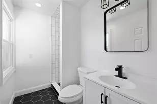 36 Kinnicutt Ave, Warren, RI 02885 - Photo 6