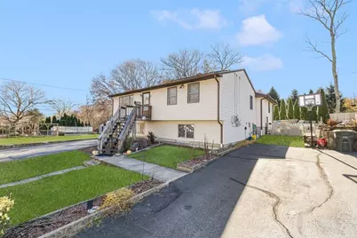 9 Regent Street, Coventry, RI 02816 - Photo 2