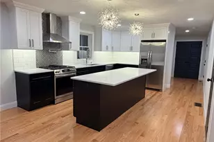 212 St Louis Ave, Woonsocket, RI 02895 - Photo 6