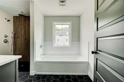 212 St Louis Avenue, Woonsocket, RI 02895 - Photo 20