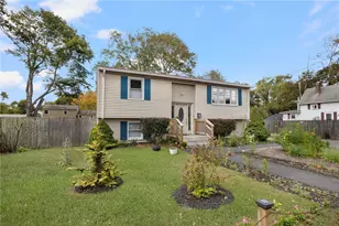 25 Webb Ave, Warwick, RI 02889 - Photo 1
