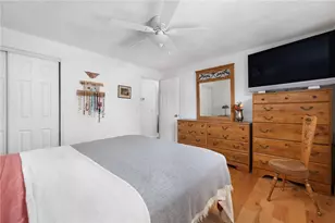 25 Webb Ave, Warwick, RI 02889 - Photo 14