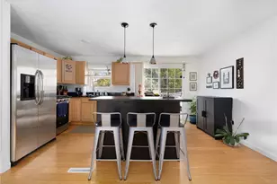 25 Webb Ave, Warwick, RI 02889 - Photo 6