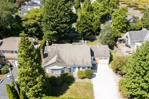 2 Cliff Ave, Newport, RI 02840 - Photo 38