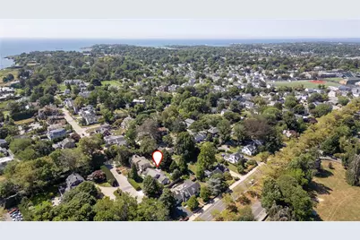 2 Cliff Avenue, Newport, RI 02840 - Photo 34