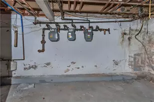 27 Greenville Ave, Johnston, RI 02919 - Photo 34