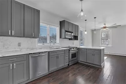 27 Greenville Avenue, Johnston, RI 02919 - Photo 2