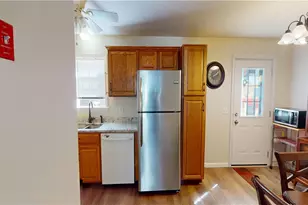 22 Vernon St, Providence, RI 02903 - Photo 12