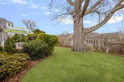 30 Maywood Road, Narragansett, RI 02882 - Photo 12