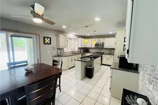 290 Mile Rd, Coventry, RI 02816 - Photo 10