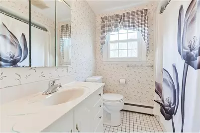 47 Dartmouth Avenue, East Providence, RI 02915 - Photo 18