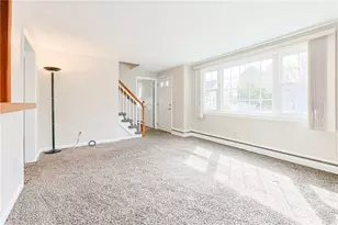 47 Dartmouth Ave, East Providence, RI 02915 - Photo 2