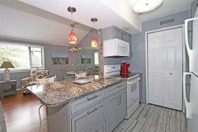 303 Swan's, Newport, RI 02840 - Photo 12