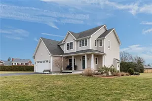 67 Fairview Ln, Portsmouth, RI 02871 - Photo 4