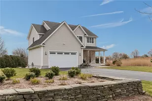 67 Fairview Ln, Portsmouth, RI 02871 - Photo 38