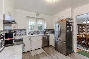 72 Allerton Ave, East Providence, RI 02914 - Photo 14