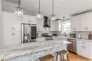 250 Ferris Ave, East Providence, RI 02916 - Photo 14