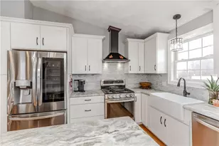 250 Ferris Ave, East Providence, RI 02916 - Photo 16