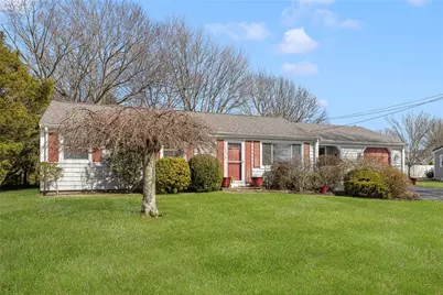 9 Spruce Avenue, Middletown, RI 02842 - Photo 2