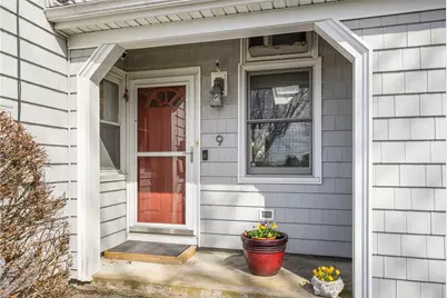 9 Spruce Avenue, Middletown, RI 02842 - Photo 4