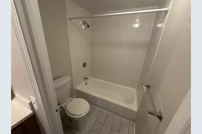 3 Admiralty Drive #10-4, Middletown, RI 02842 - Photo 10