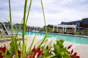 3 Admiralty Dr, Middletown, RI 02842 - Photo 14