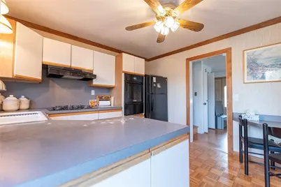 1020 Warwick Avenue, Warwick, RI 02888 - Photo 22